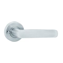 Yale Simplicity Lever 3 satin stainless privacy handle set with latch YSH2/S3SS